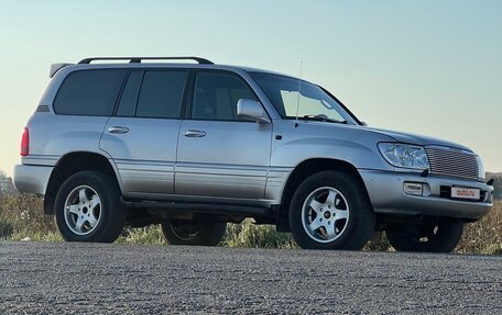 Toyota Land Cruiser 100 рестайлинг 2, 2001 год, 1 550 000 рублей, 2 фотография