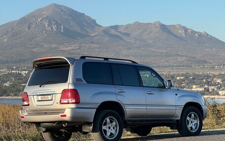 Toyota Land Cruiser 100 рестайлинг 2, 2001 год, 1 550 000 рублей, 3 фотография