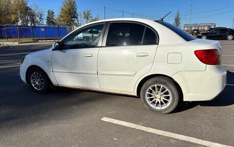 KIA Rio II, 2011 год, 635 000 рублей, 3 фотография