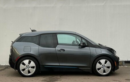 BMW i3 I01 рестайлинг, 2017 год, 1 900 000 рублей, 4 фотография