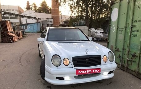 Mercedes-Benz E-Класс, 1996 год, 410 000 рублей, 4 фотография