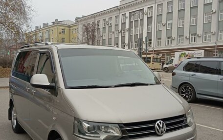 Volkswagen Multivan T5, 2012 год, 2 700 000 рублей, 3 фотография