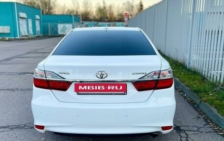 Toyota Camry, 2016 год, 1 790 000 рублей, 6 фотография