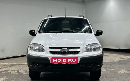 Chevrolet Niva I рестайлинг, 2015 год, 750 000 рублей, 3 фотография