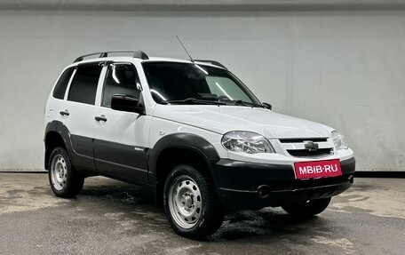 Chevrolet Niva I рестайлинг, 2015 год, 750 000 рублей, 2 фотография