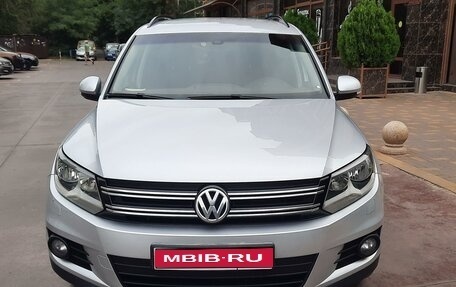 Volkswagen Tiguan I, 2012 год, 1 327 000 рублей, 1 фотография