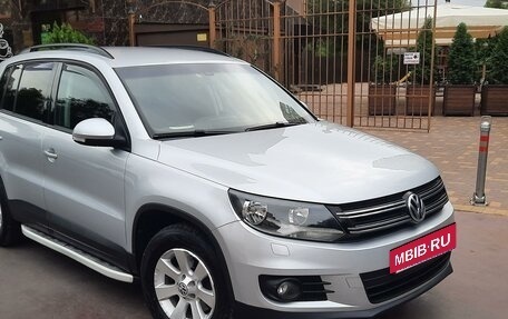 Volkswagen Tiguan I, 2012 год, 1 327 000 рублей, 3 фотография