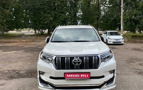 Toyota Land Cruiser Prado 150 рестайлинг 2, 2020 год, 7 200 000 рублей, 4 фотография