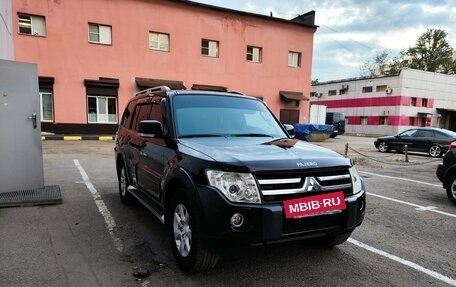 Mitsubishi Pajero IV, 2011 год, 2 400 000 рублей, 10 фотография