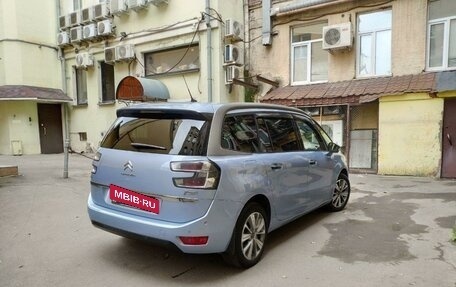 Citroen C4 Picasso II рестайлинг, 2015 год, 1 700 000 рублей, 13 фотография