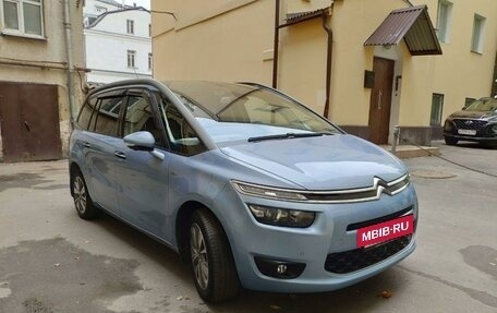 Citroen C4 Picasso II рестайлинг, 2015 год, 1 700 000 рублей, 5 фотография