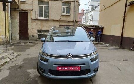 Citroen C4 Picasso II рестайлинг, 2015 год, 1 700 000 рублей, 7 фотография