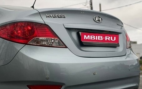 Hyundai Solaris II рестайлинг, 2011 год, 865 000 рублей, 16 фотография