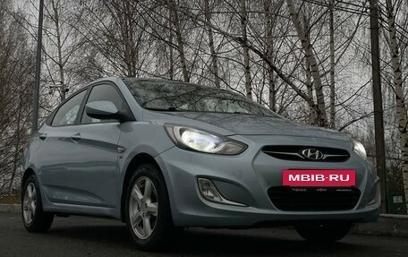 Hyundai Solaris II рестайлинг, 2011 год, 865 000 рублей, 13 фотография