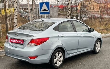 Hyundai Solaris II рестайлинг, 2011 год, 865 000 рублей, 8 фотография