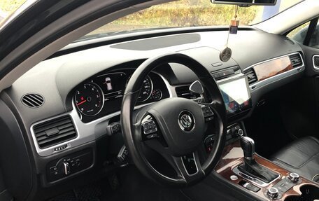 Volkswagen Touareg III, 2013 год, 2 800 000 рублей, 4 фотография