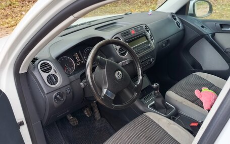 Volkswagen Tiguan I, 2010 год, 1 000 000 рублей, 4 фотография