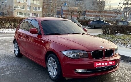 BMW 1 серия, 2010 год, 825 000 рублей, 6 фотография