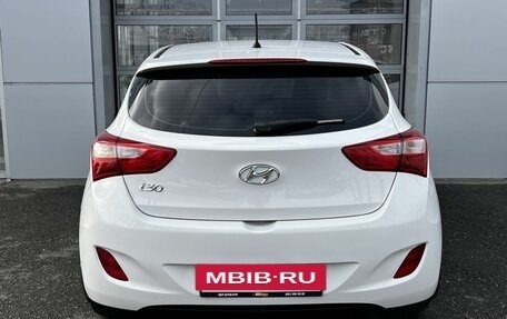 Hyundai i30 II рестайлинг, 2014 год, 1 270 000 рублей, 6 фотография