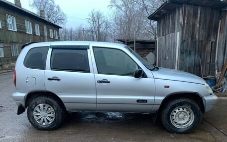 Chevrolet Niva I рестайлинг, 2005 год, 350 000 рублей, 3 фотография