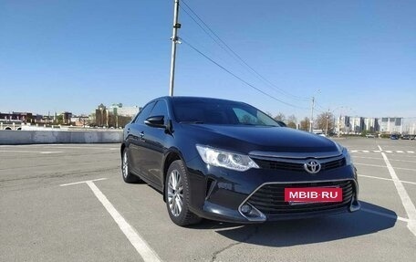 Toyota Camry, 2016 год, 2 400 000 рублей, 5 фотография