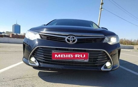 Toyota Camry, 2016 год, 2 400 000 рублей, 8 фотография