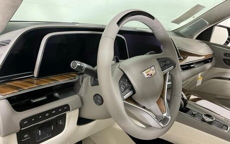 Cadillac Escalade V, 2024 год, 17 999 000 рублей, 25 фотография