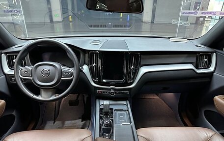 Volvo XC60 II, 2021 год, 4 450 000 рублей, 8 фотография