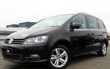 Volkswagen Sharan II, 2018 год, 1 450 000 рублей, 1 фотография