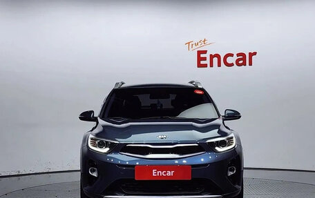 KIA Stonic, 2020 год, 1 400 000 рублей, 3 фотография