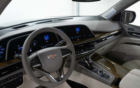 Cadillac Escalade V, 2023 год, 15 840 000 рублей, 8 фотография