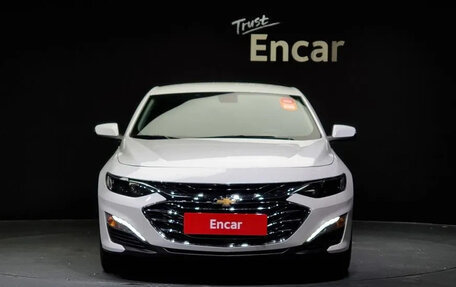 Chevrolet Malibu IX, 2020 год, 1 500 000 рублей, 2 фотография