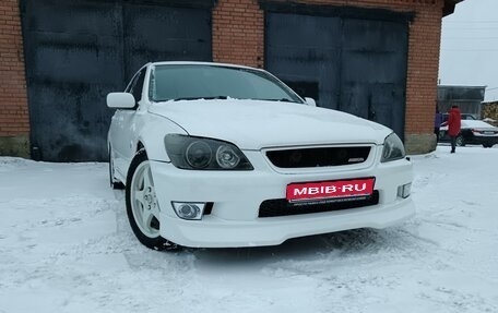 Toyota Altezza, 2000 год, 850 000 рублей, 1 фотография