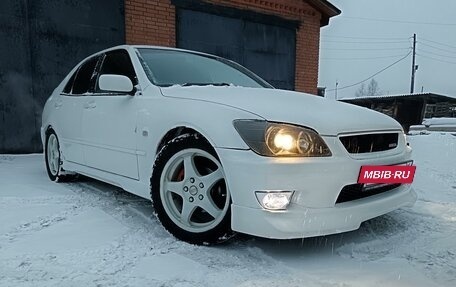 Toyota Altezza, 2000 год, 850 000 рублей, 2 фотография