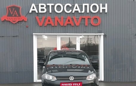 Volkswagen Polo VI (EU Market), 2011 год, 870 000 рублей, 2 фотография