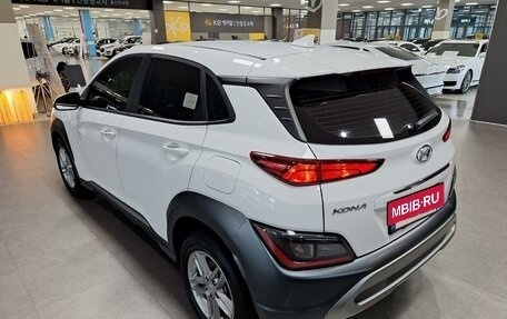 Hyundai Kona I, 2021 год, 1 410 000 рублей, 3 фотография