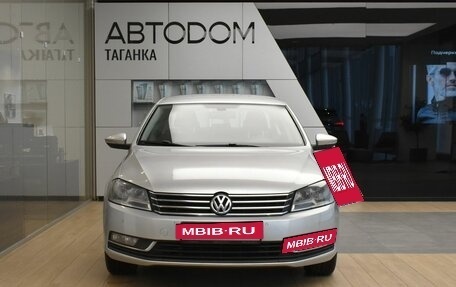 Volkswagen Passat B7, 2011 год, 1 070 000 рублей, 2 фотография