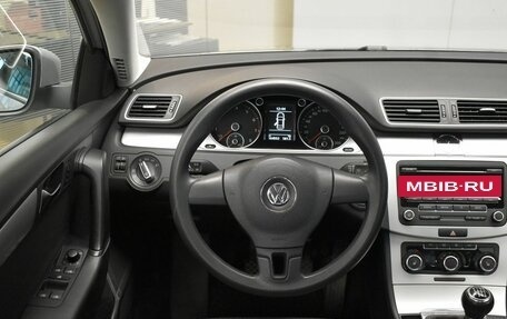 Volkswagen Passat B7, 2011 год, 1 070 000 рублей, 8 фотография