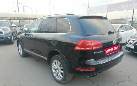 Volkswagen Touareg III, 2011 год, 1 719 000 рублей, 3 фотография