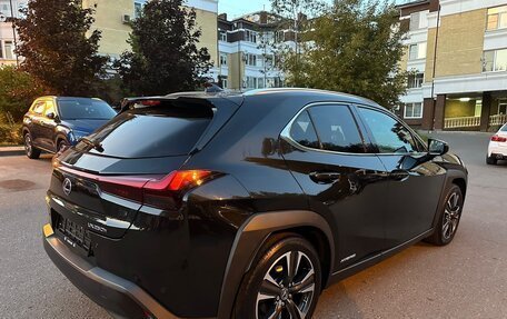 Lexus UX I, 2019 год, 4 200 000 рублей, 7 фотография