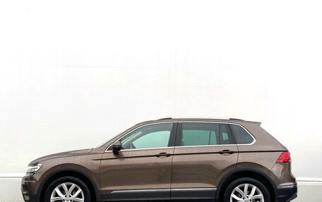 Volkswagen Tiguan II, 2018 год, 2 627 800 рублей, 15 фотография