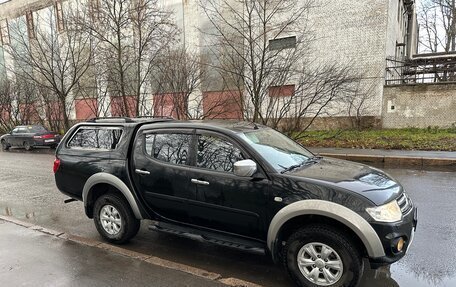 Mitsubishi L200 IV рестайлинг, 2014 год, 2 150 000 рублей, 1 фотография