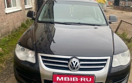 Volkswagen Touareg III, 2008 год, 1 650 000 рублей, 1 фотография