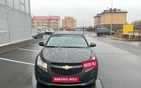 Chevrolet Cruze II, 2013 год, 900 000 рублей, 2 фотография