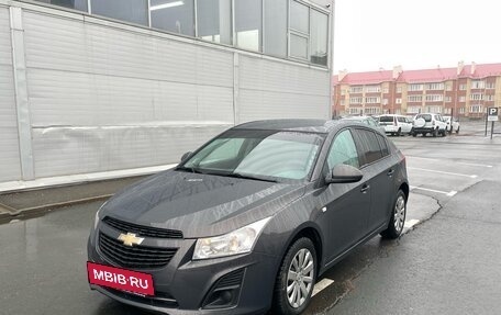 Chevrolet Cruze II, 2013 год, 900 000 рублей, 3 фотография