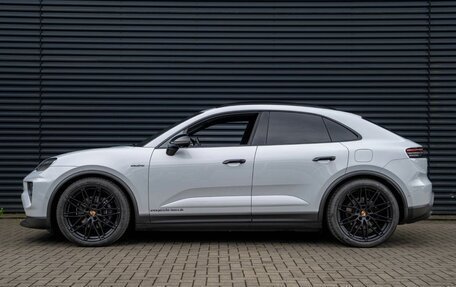 Porsche Macan, 2024 год, 14 100 000 рублей, 4 фотография