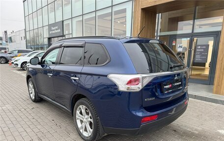 Mitsubishi Outlander III рестайлинг 3, 2013 год, 1 270 000 рублей, 7 фотография