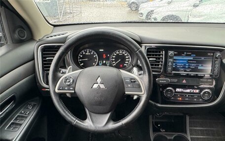 Mitsubishi Outlander III рестайлинг 3, 2013 год, 1 270 000 рублей, 12 фотография