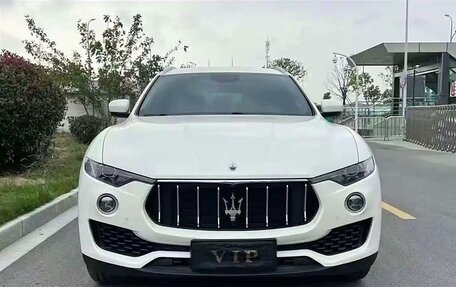 Maserati Levante I, 2020 год, 6 300 000 рублей, 2 фотография