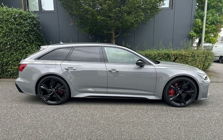 Audi RS 6, 2024 год, 17 600 000 рублей, 8 фотография